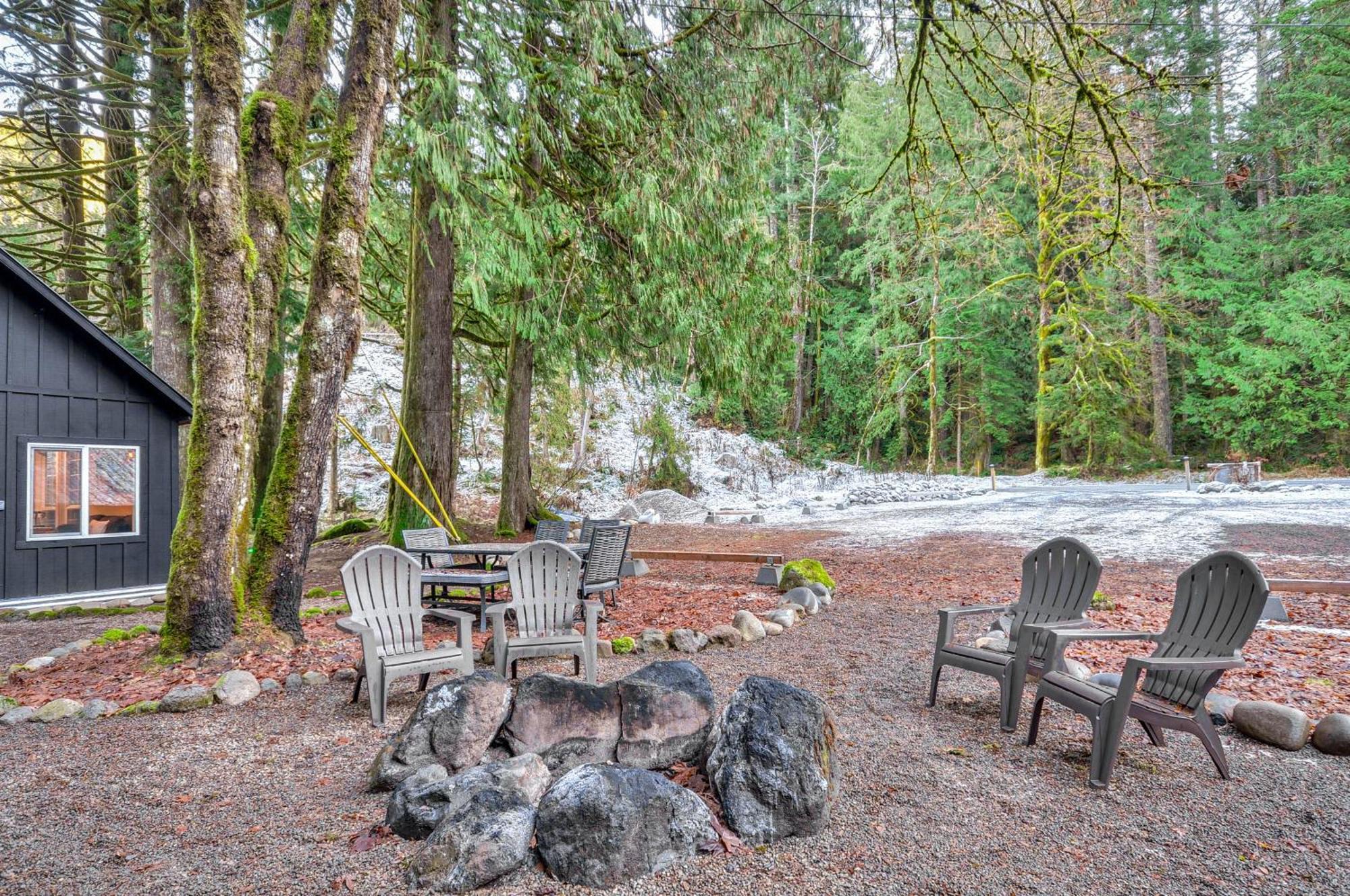 Hike, Ski And Explore Rhododendron Forest Retreat! Exterior foto