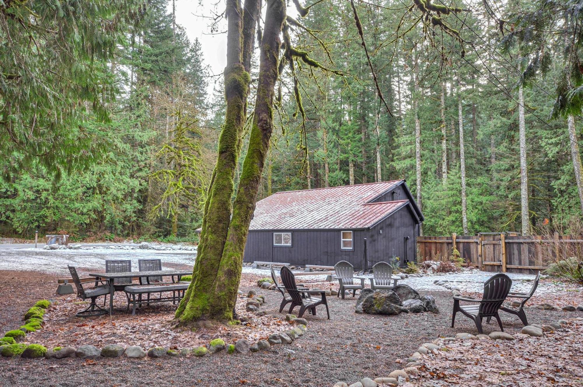 Hike, Ski And Explore Rhododendron Forest Retreat! Exterior foto