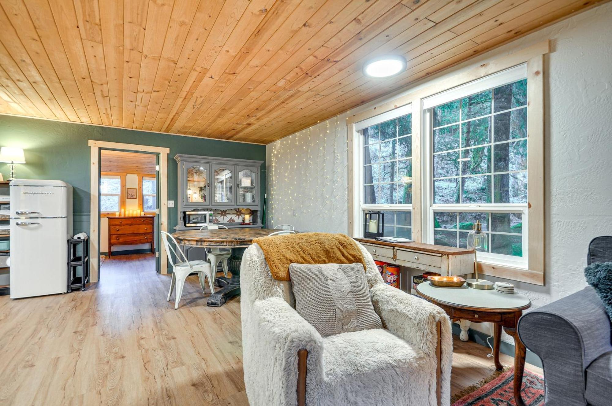 Hike, Ski And Explore Rhododendron Forest Retreat! Exterior foto